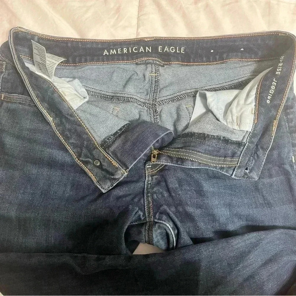 American Eagle Outfitters Hi Rise Jegging Size 12 Long Dark Wash No Distressing - Picture 7 of 8